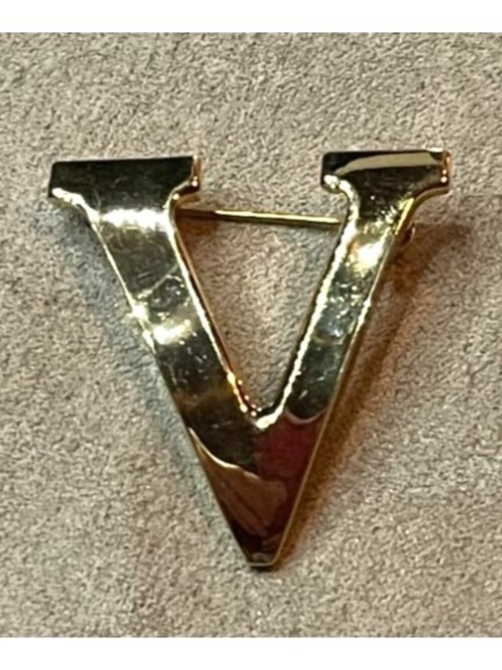 Vintage 80s Anne Klein AK Signed Letter V Brooch Pin Gold Tone Monogram Initial